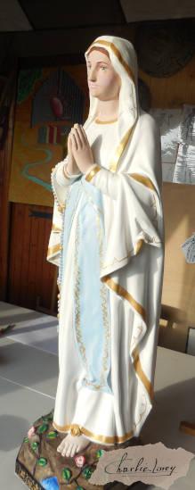 Sainte vierge realisee en papier moule